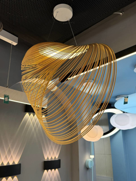 تصویر از آویز ترند چوبی ۴۰*۴۰