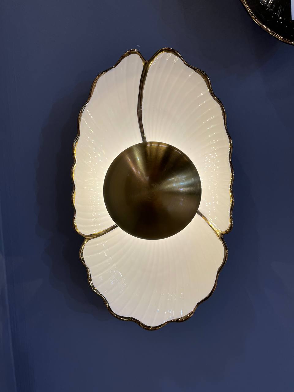 چراغ دیواری چینی