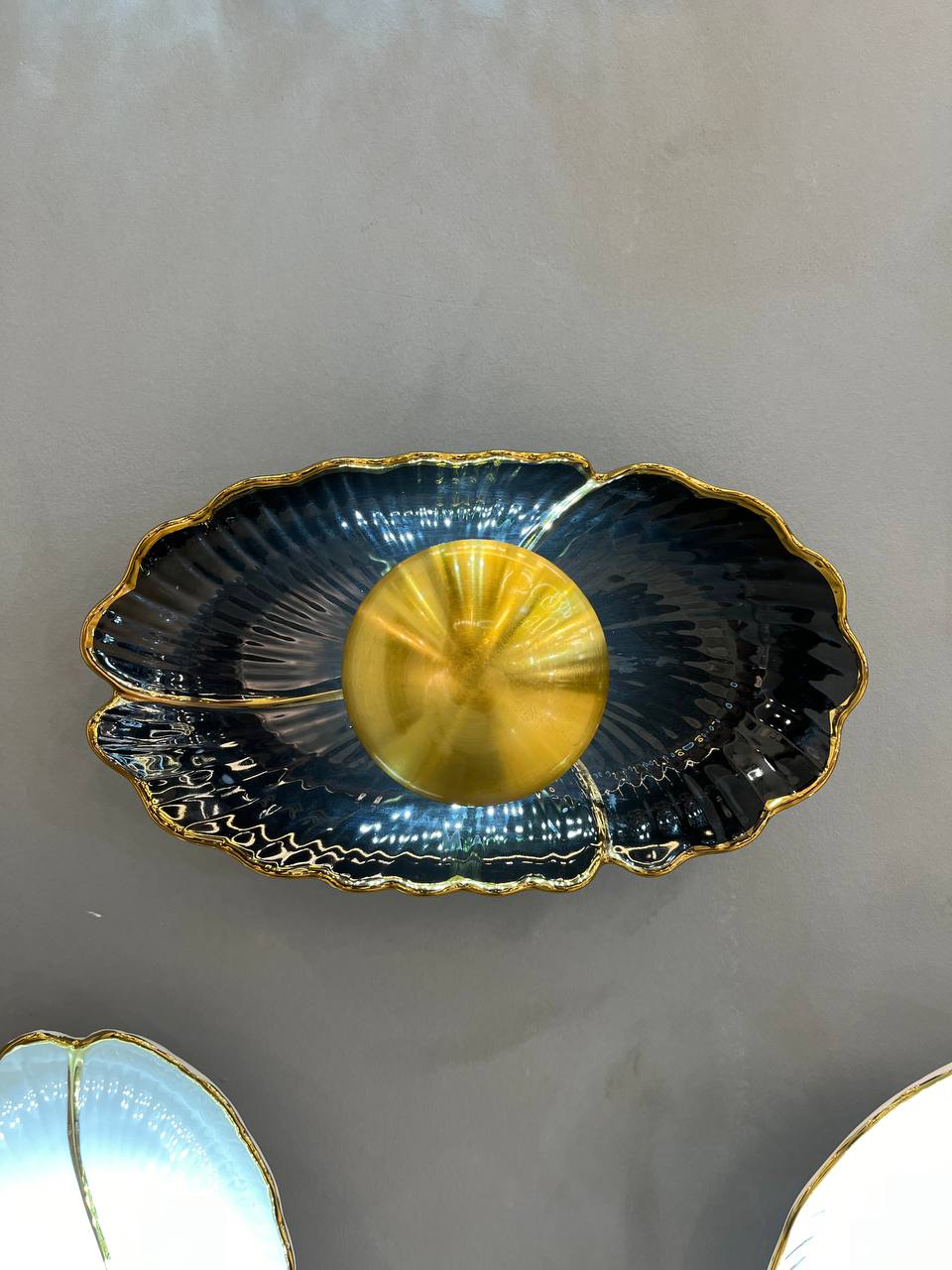 تصویر از چراغ دیواری چینی