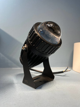 تصویر از چراغ چمنی جت لایت ۱۰ وات