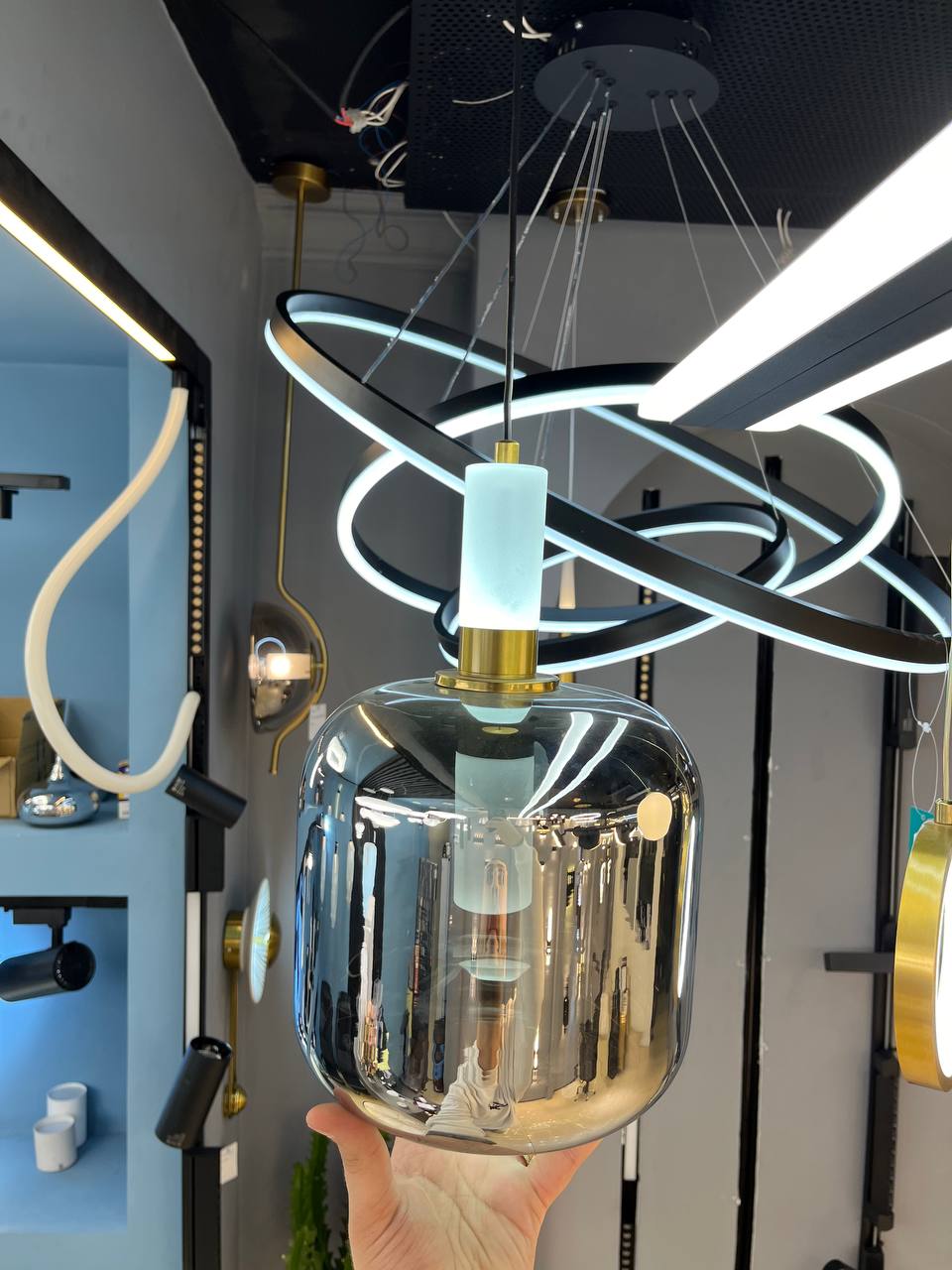 تصویر از لوستر تک آویز سه حالته