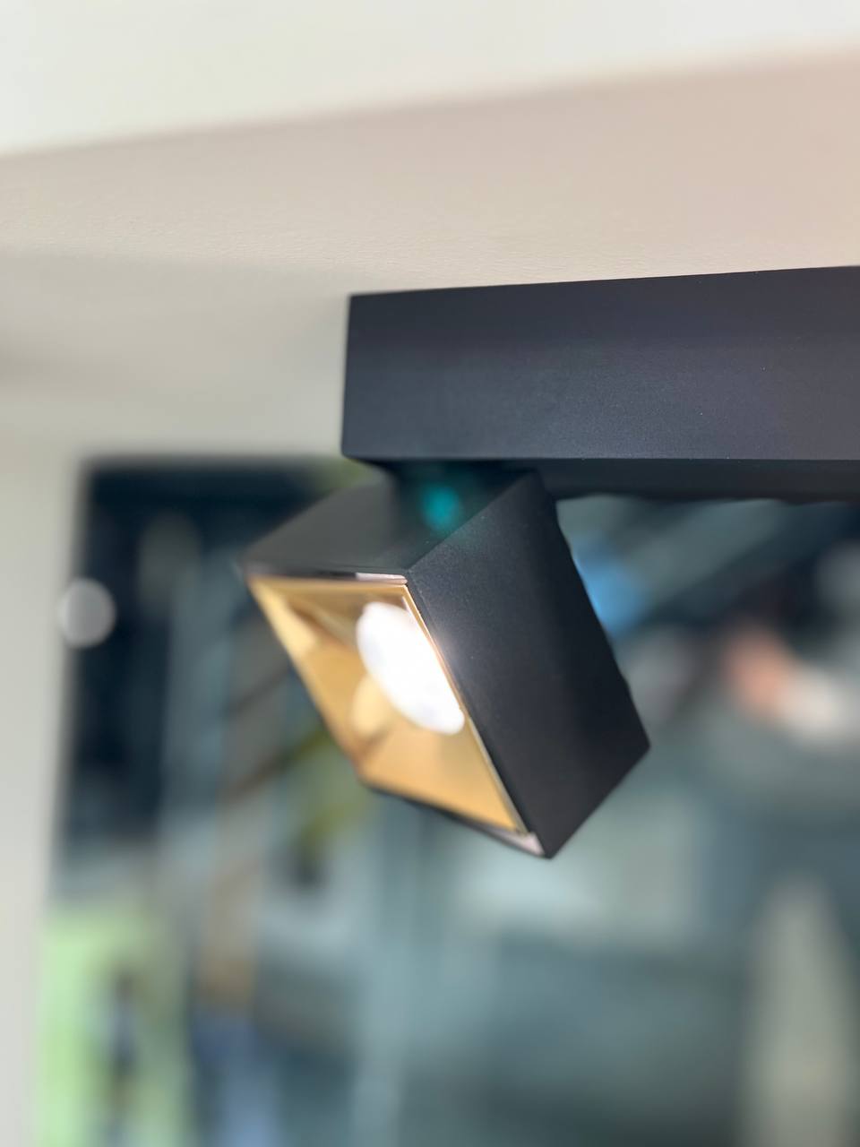 چراغ فکی روکار دوبل متحرک مربع