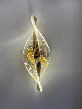 تصویر از چراغ دیواری الماسی ارتفاع 30cm